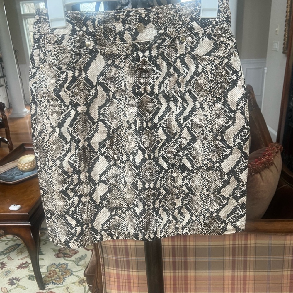 Boston Proper Python Print Skort New - Picture 7 of 7